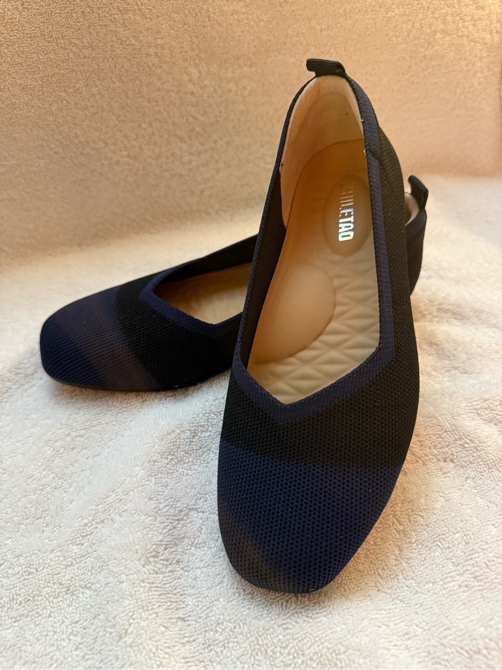 Ladies Navy & Black Knit Ballet Flats Classic bundle shoes for deeper discount - Picture 2 of 14